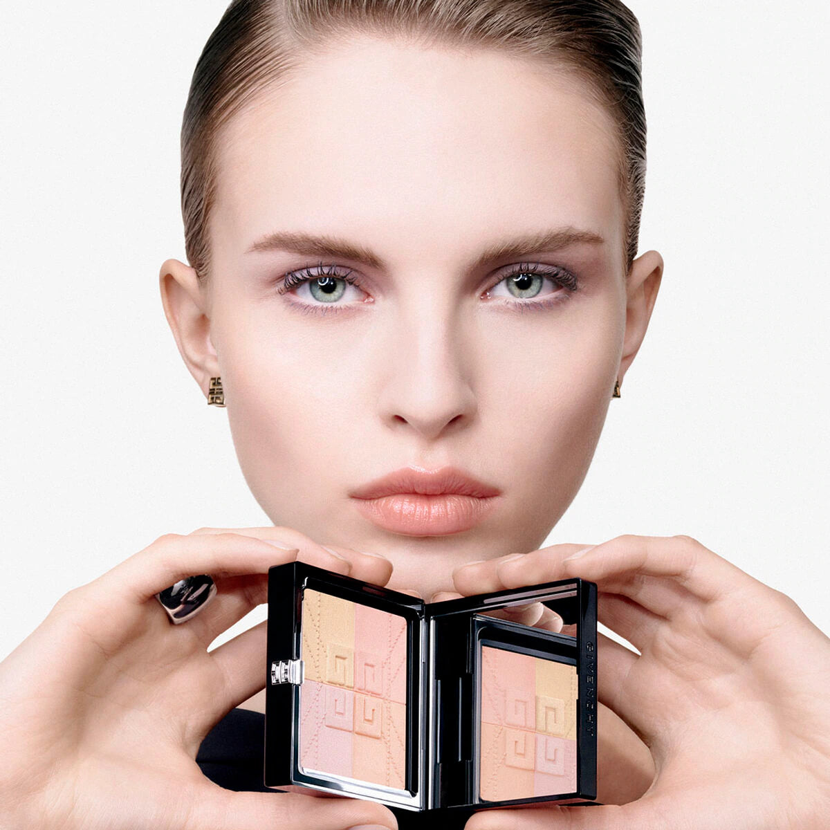 GIVENCHY PRISME LIBRE 4-COLOR PRESSED POWDER