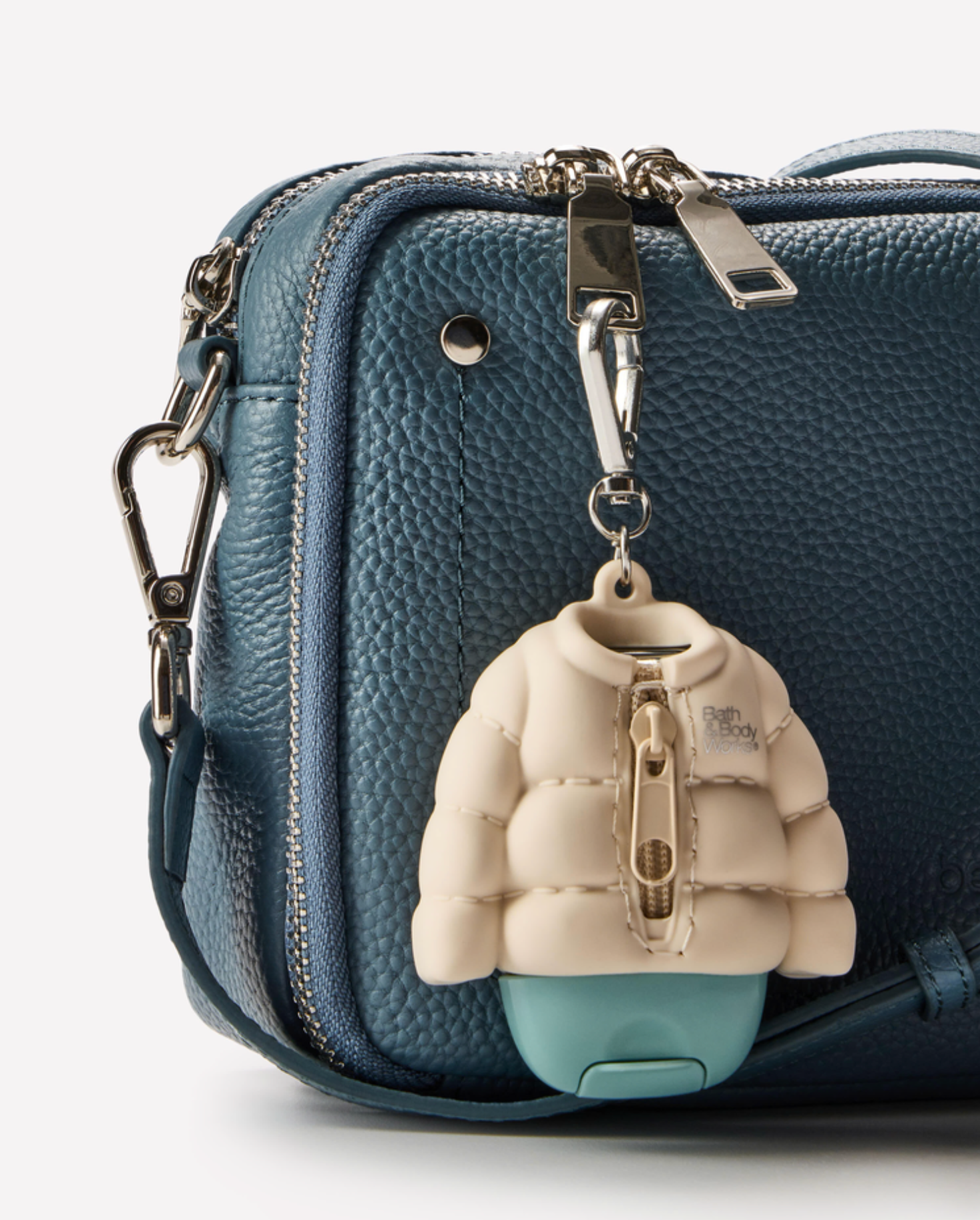 Puffer Coat Pocketbac Holder