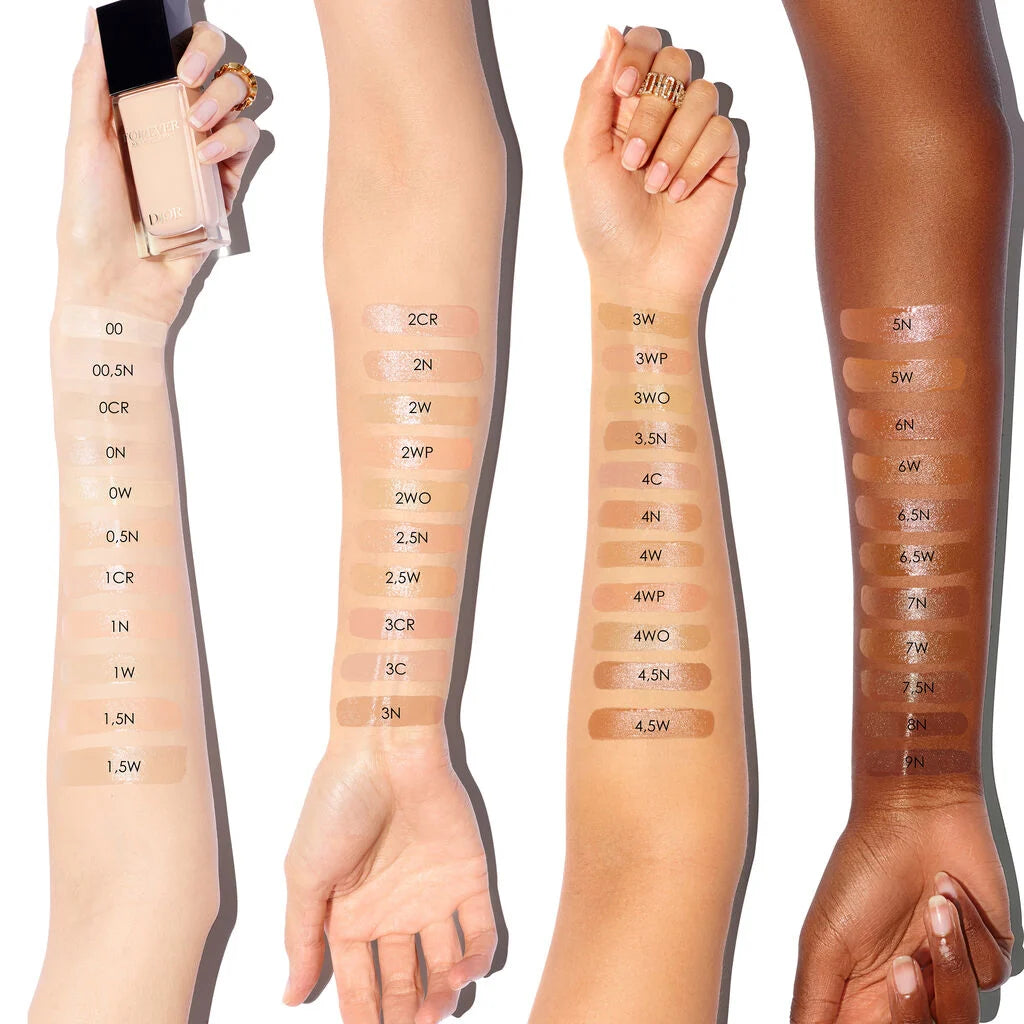 DIOR Forever Skin Glow Radiant Foundation - Uso e hidratación las 24 horas