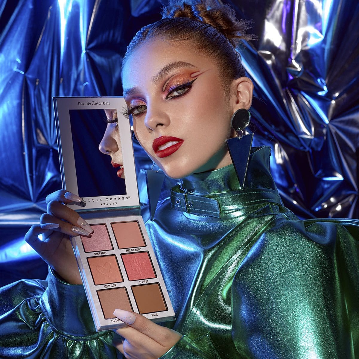 Luis Torres X Beauty Creations - Paleta De Rostro Rubores Y Contorno - It's A Vibe
