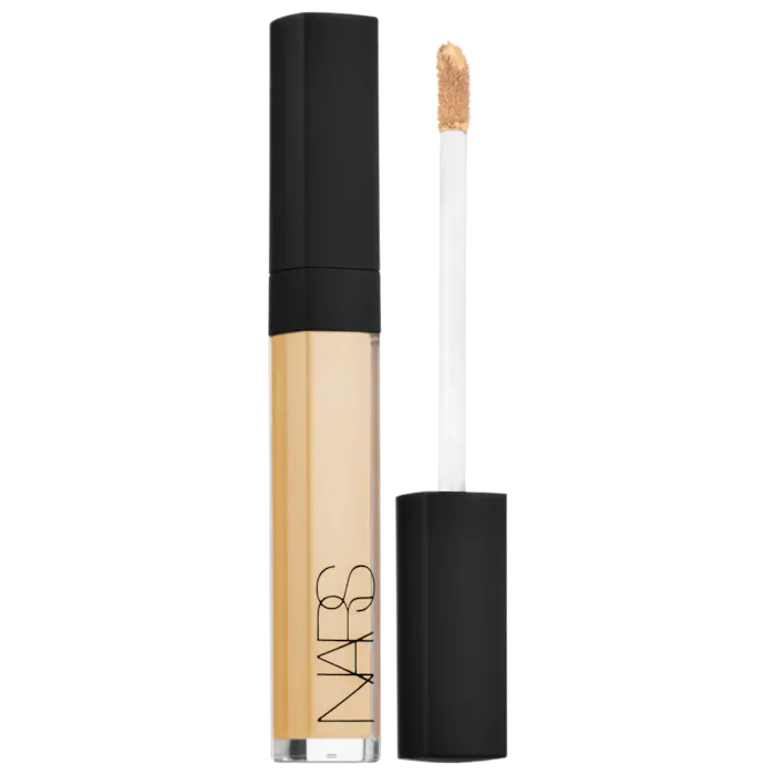 NARS  Radiant Creamy Concealer with Hydrating Medium Coverage
