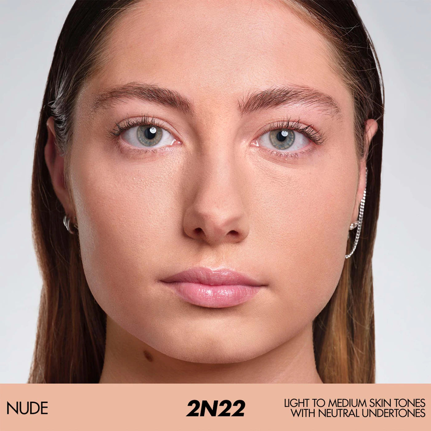 MAKE UP FOR EVER  HD Skin Matte Velvet Blurring Powder Foundation