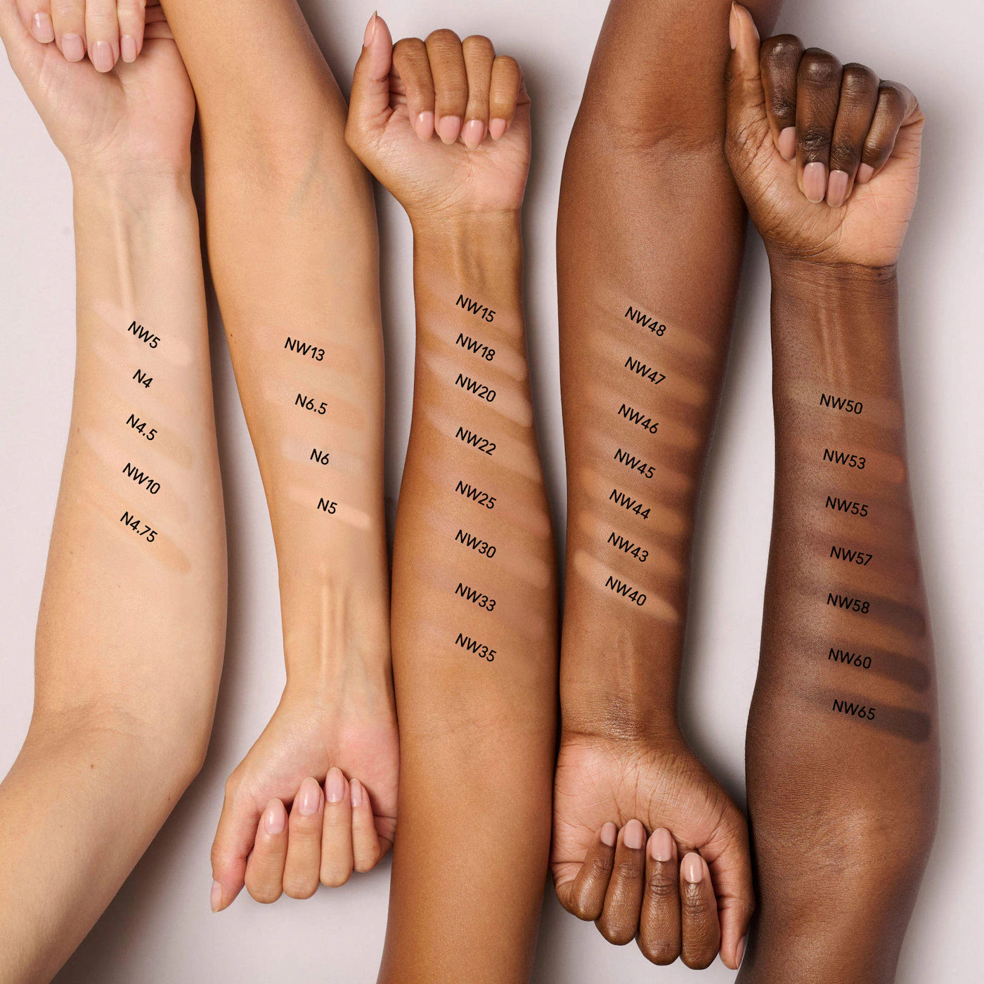 MAC Cosmetics  Studio Fix Powder Plus Foundation with 24HR Oil Control + Blur-Matte Finish