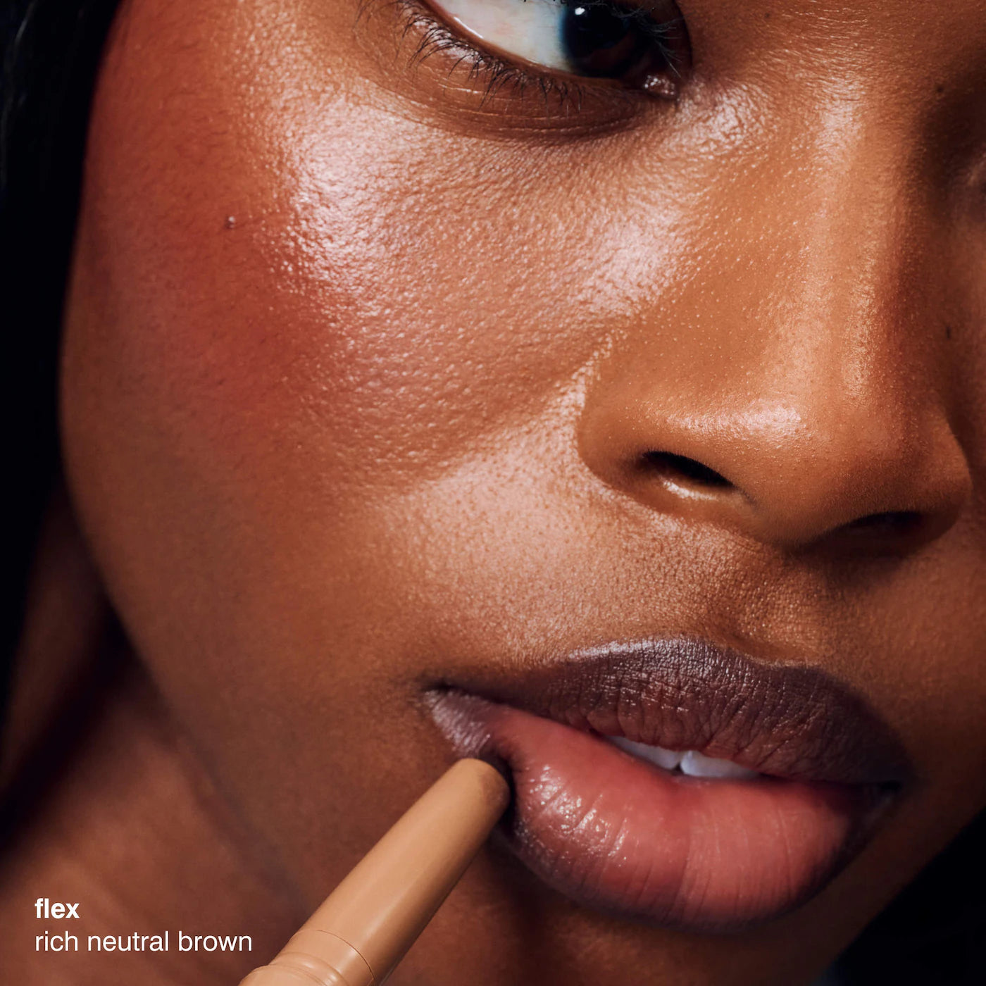 rhode Peptide Lip Shape Contouring Lip Shaper