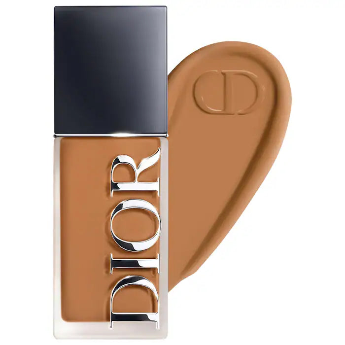 DIOR Forever Skin Glow Radiant Foundation - Uso e hidratación las 24 horas