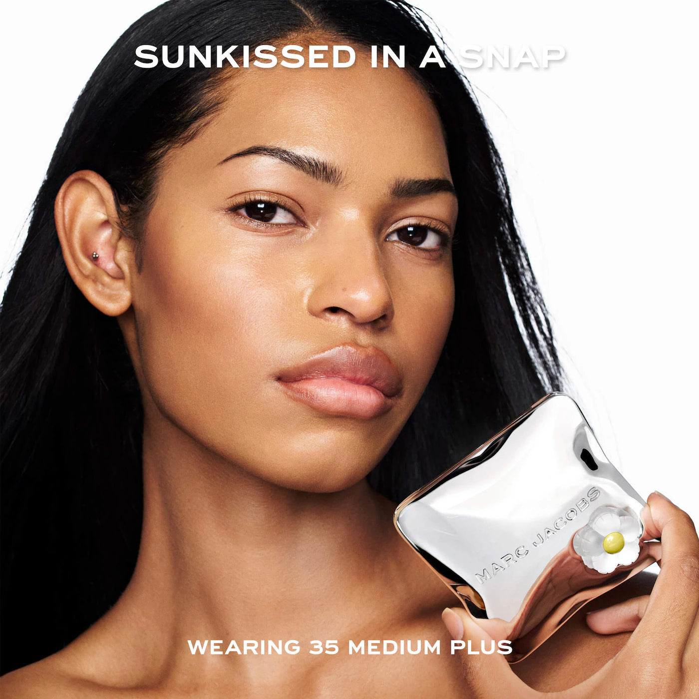 Marc Jacobs Beauty  Legally Bronze Talc-Free Blurring Powder Bronzer